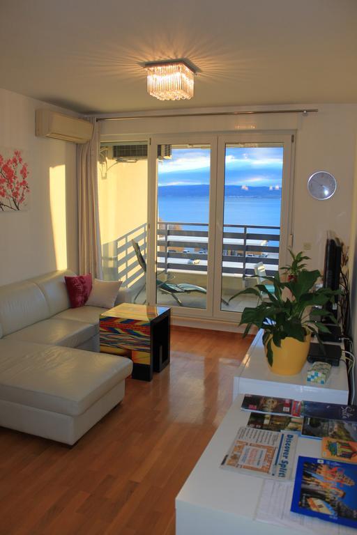 Luxury Beach Front Apt With Seaside View And Free Parking Split Exterior photo